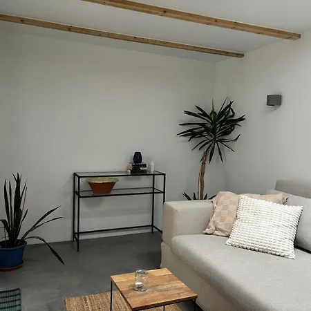 Habitación en casa particular Modernes Mit En-suite Bad & Bester Anbindung *